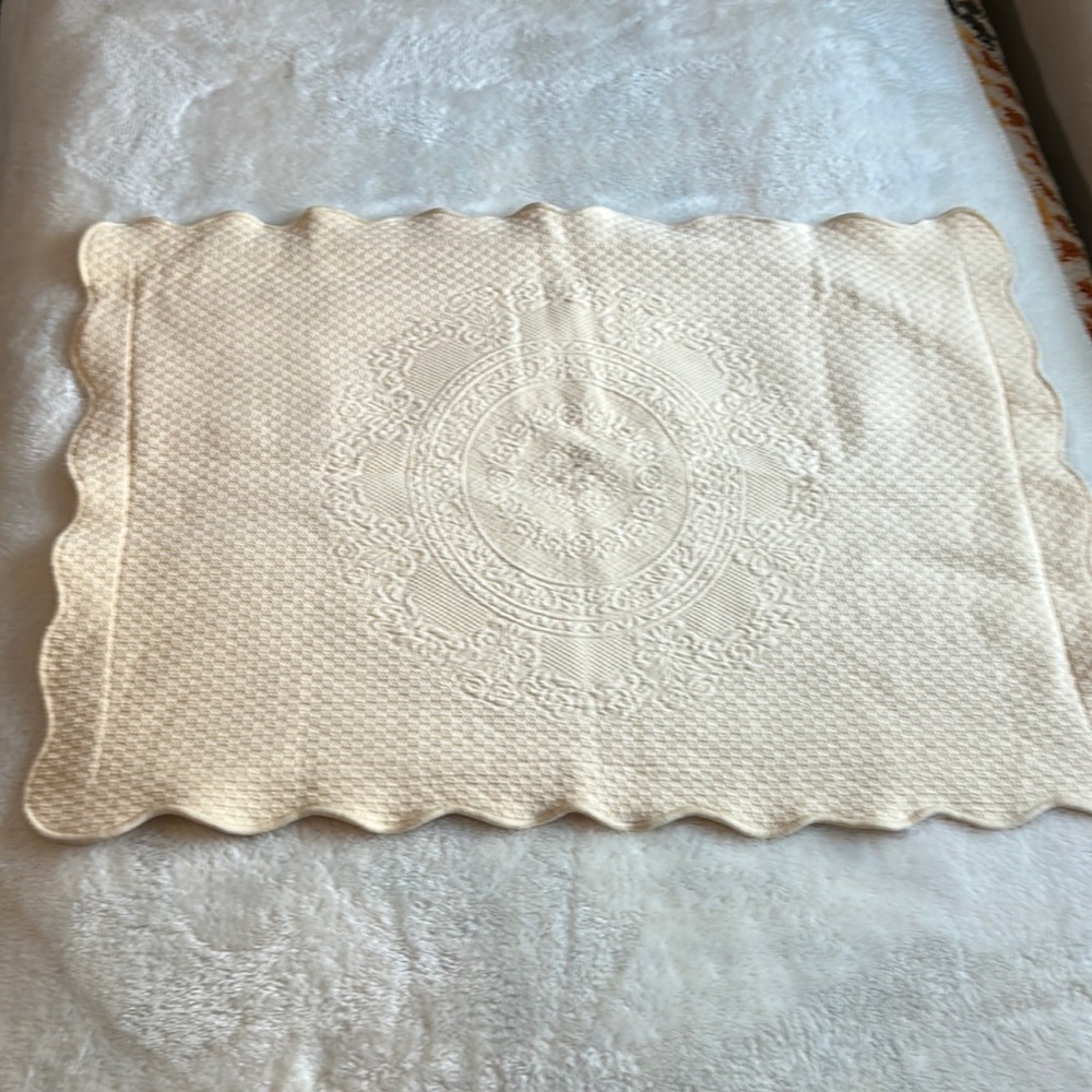 Domestications scalloped yellow woven statement pillow sham piece Beautiful
